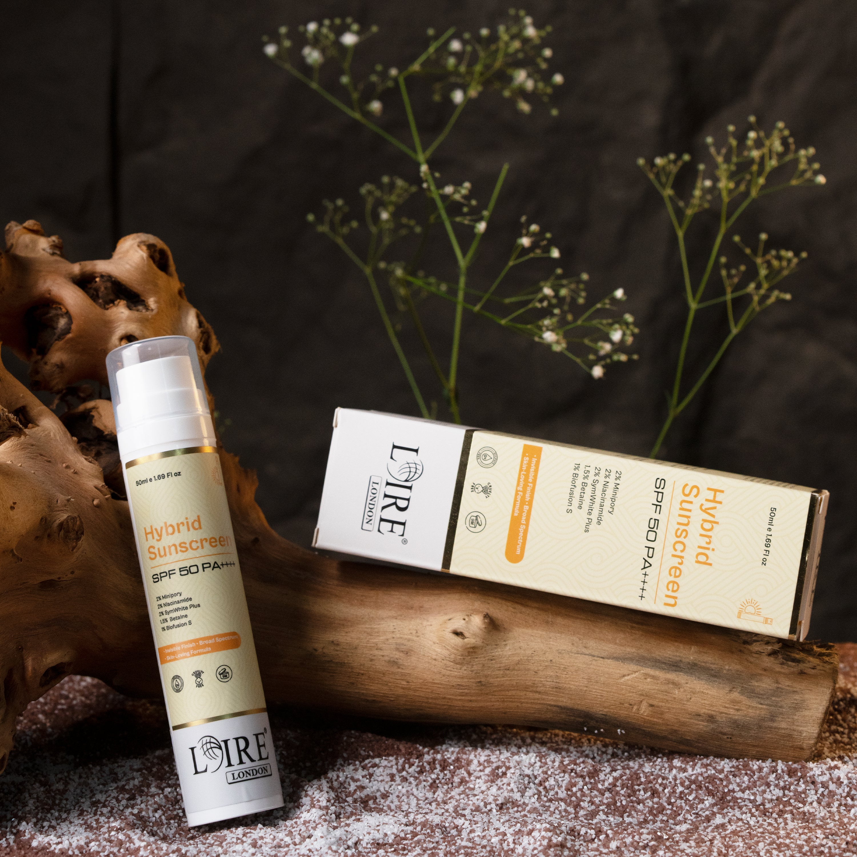 Hybrid Sunscreen SPF 50 PA++++ - Ultra-Light No White Cast Pore-Minimizing Sunscreen